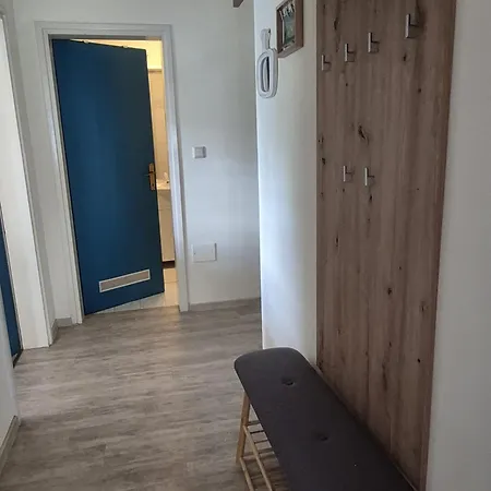 Julija شقة *