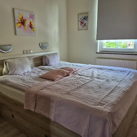 Julija Apartamento *